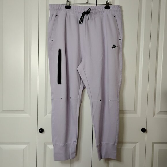 Nike Women's Lilac Black Sportswear Tech Fleece Mid-Rise Jogger Pant Size 1X - Picture 2 of 7